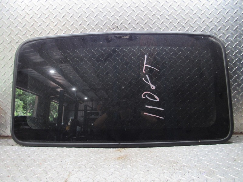 02 03 04 05 06 TOYOTA CAMRY ROOF GLASSS NORTH AMERICA BUILT