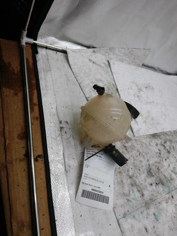 2021 Chevrolet Trailblazer Engine Coolant Reservoir Grey OEM 1.3L 13545831