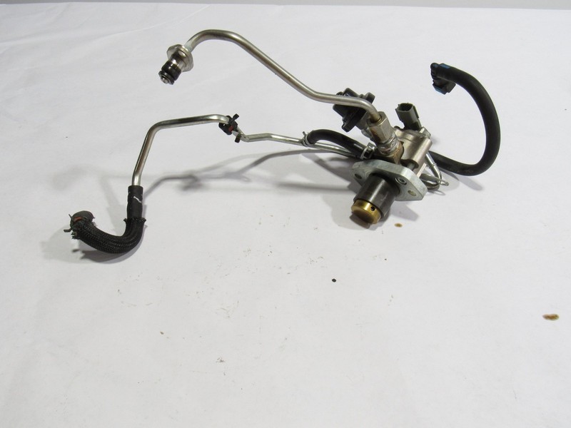 15-19 Lexus RC 350 2017 3.5L Engine Motor High Pressure Fuel Pump Line Pipe ;:Y