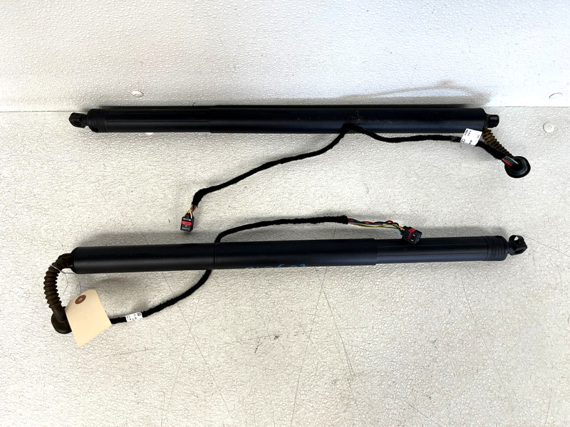 ⭐2015-2018 AUDI Q3 REAR TRUNK LEFT & RIGHT SHOCK STRUT SUPPORT CYLINDER LOT2607