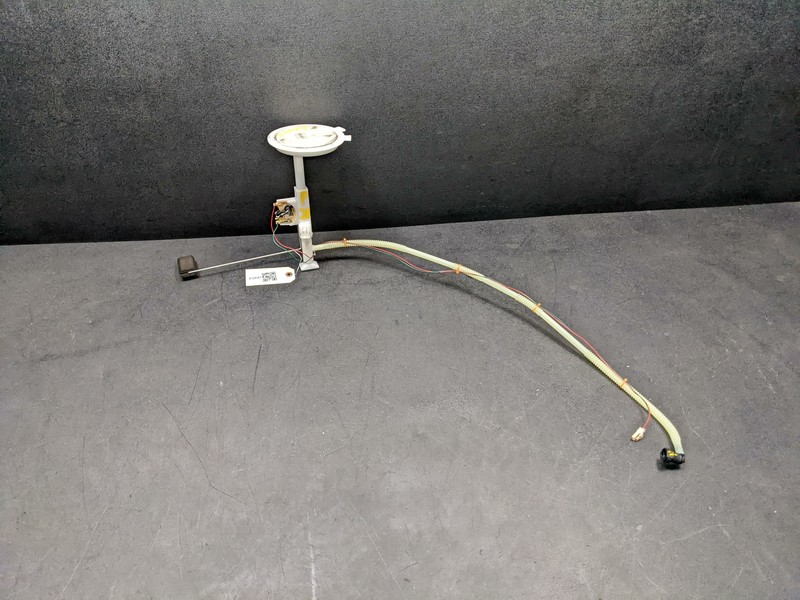 Fuel Sending Unit Level Sensor 25060-6FK0A 2019 Nissan Rogue Sport 2017 2018