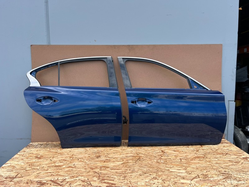 INFINITI Q50 2014-2024 OEM FRONT REAR RIGHT PASSENGER DOOR SHELL ASSEMBLY (BLUE)