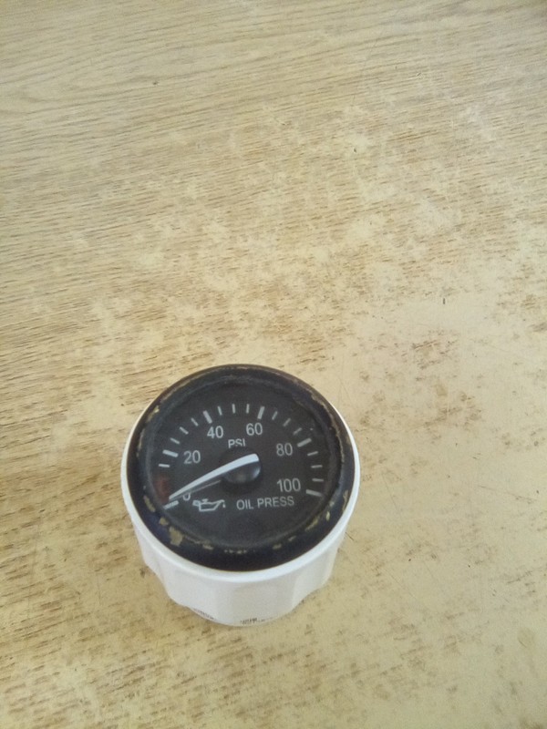 Paccar Q43-6002-104B Oil Pressure Gauge