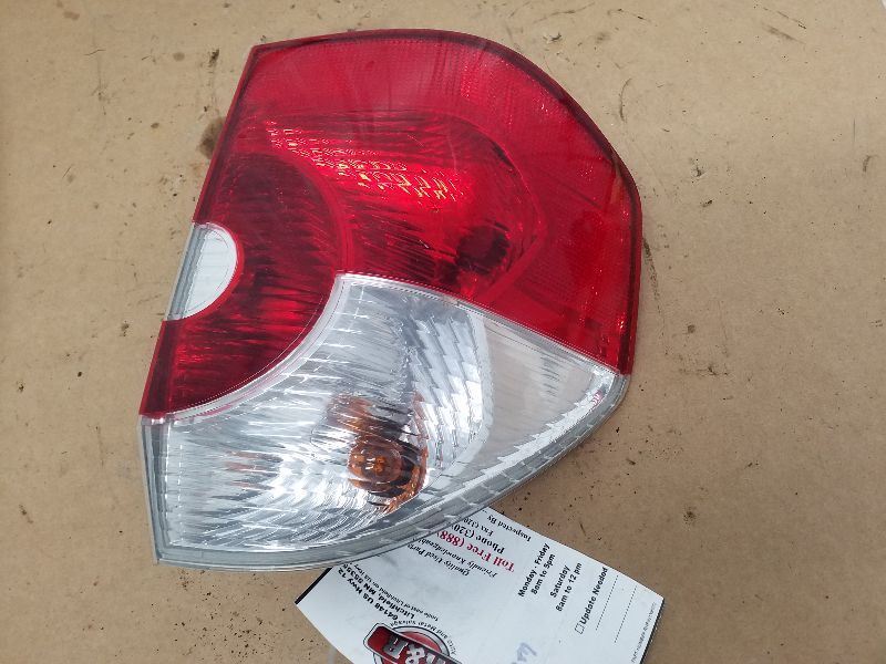 Driver Tail Light Quarter Mounted With Clear Turn Lens Fits 04-06 BMW X3 195540