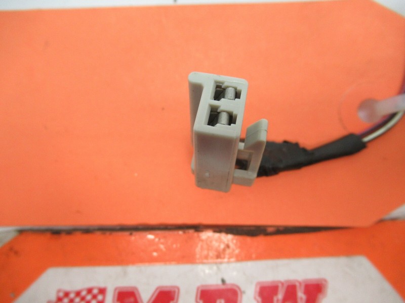 WIRE PLUG CLIP OFF CLUTCH PEDAL SWITCH 5 SPEED MANUAL TRANSMISSION for COBALT SS