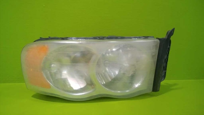 02 03 04 05 DODGE RAM 1500 PASSENGER RIGHT HEADLIGHT LAMP OEM 2780-21