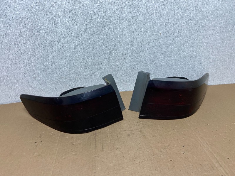 2005 Honda Accord Left+Right Side Tail Lights OEM AC5699 DW
