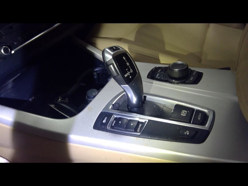 X32013 Automatic Transmission Shifter 1569500