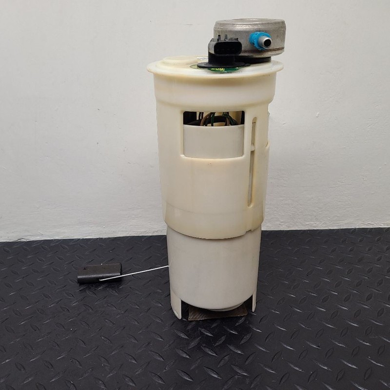02-03 Dodge Ram 1500 3.7L Fuel Gas Pump Assembly W/ 26 Gal Tank OEM 05072763AA