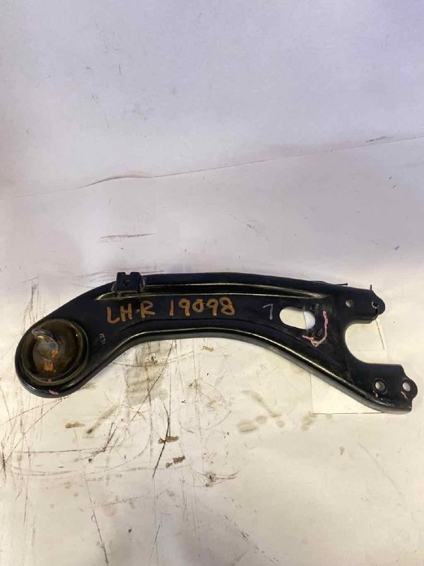 Lower Control Arm Rr HYUNDAI SONATA Left 11 12 13 14