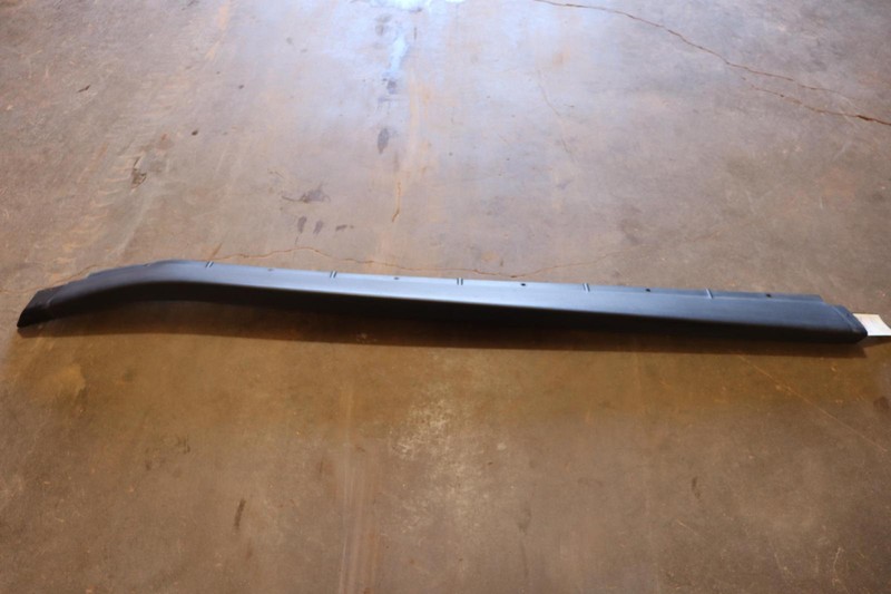 2003-2009 HUMMER H2 LEFT DRIVER SIDE LOWER SKIRT ROCKER MOLDING PANEL OEM