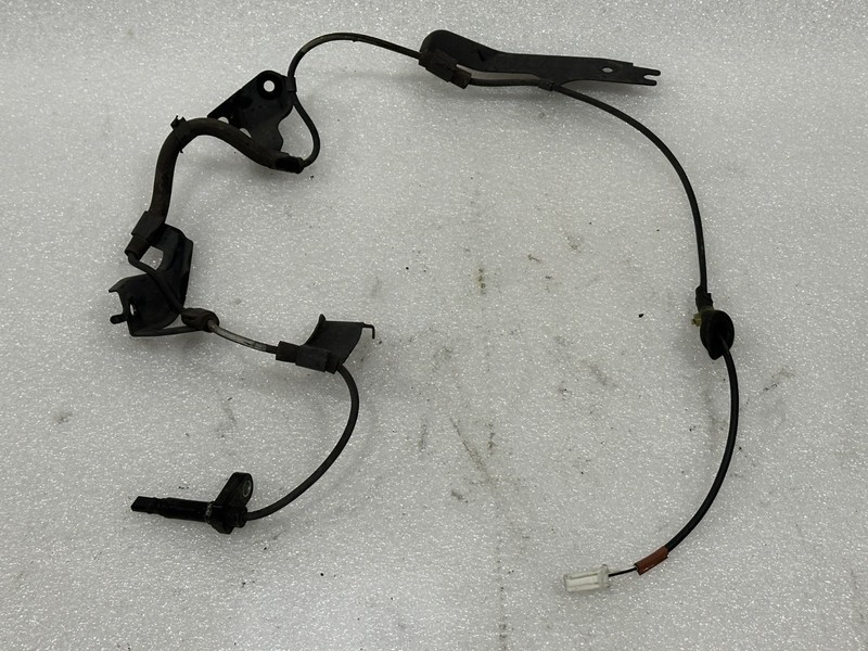Lexus GS IS RC SERIES LEFT REAR ABS SENSOR 89546-30080