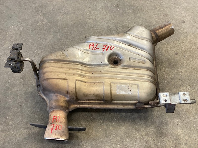 2010-2012 MERCEDES GL450 REAR LEFT SIDE MUFFLER EXHAUST ASSEMBLY OEM LOT710