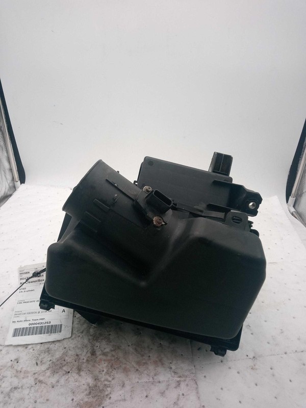 2014 Nissan Pathfinder Air Cleaner Assembly OEM 165003JA0A Used 131K Miles