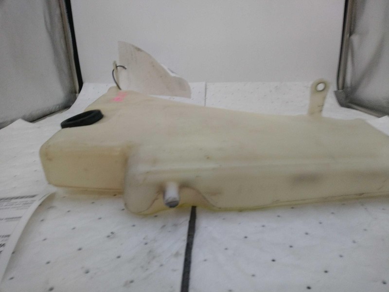 2015 Audi A4 Washer Fluid Reservoir OEM Grey - Missing Fill Tube, 71K Miles