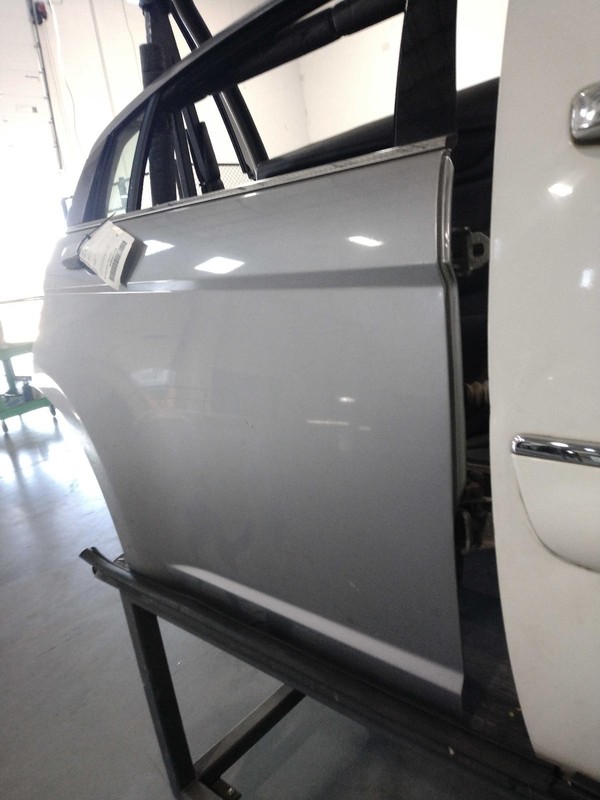 2013 Chrysler 200 Rear Right Door Black 4DR SED 165K Miles OEM 16722