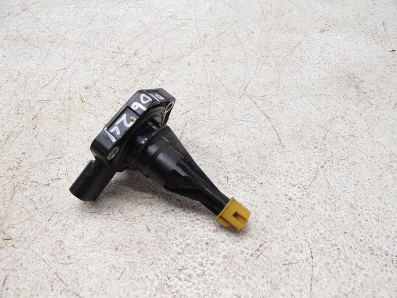12-18 BMW F30 320i 2 3 4 5 x3 x4 x5 2.0 MOTOR ENGINE OIL LEVEL SENSOR OEM 060624