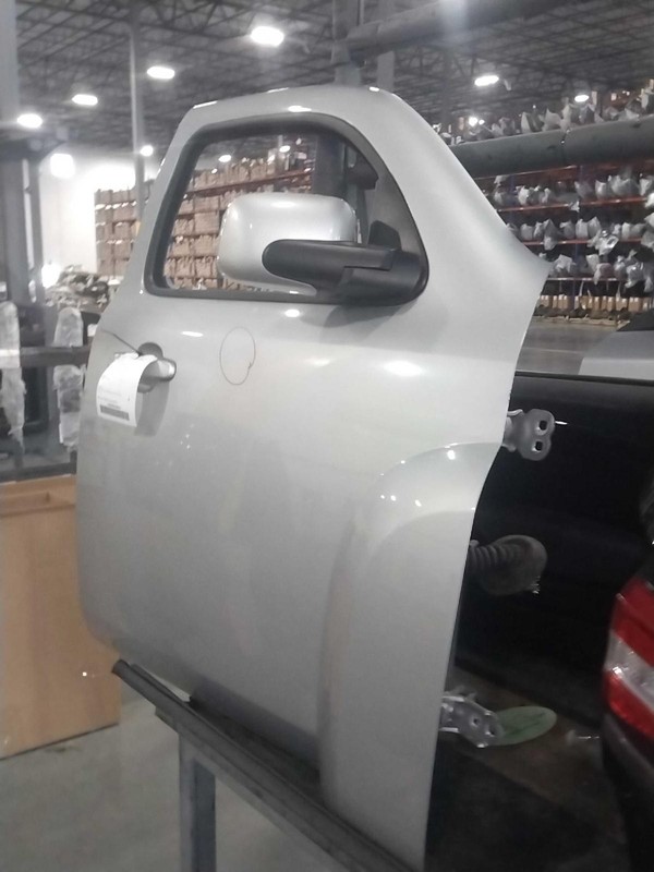 2010 Chevrolet HHR Right Front Door White OEM Used 81K Miles NJ25-27385-696902