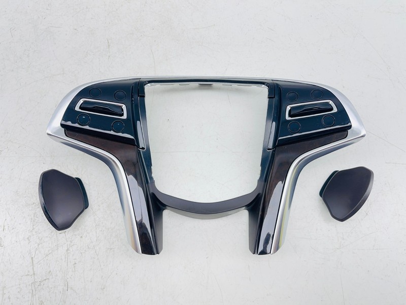 2013-19 Cadillac XTS Steering Wheel Chrome Trim Panel Set OEM 22963253 22963254