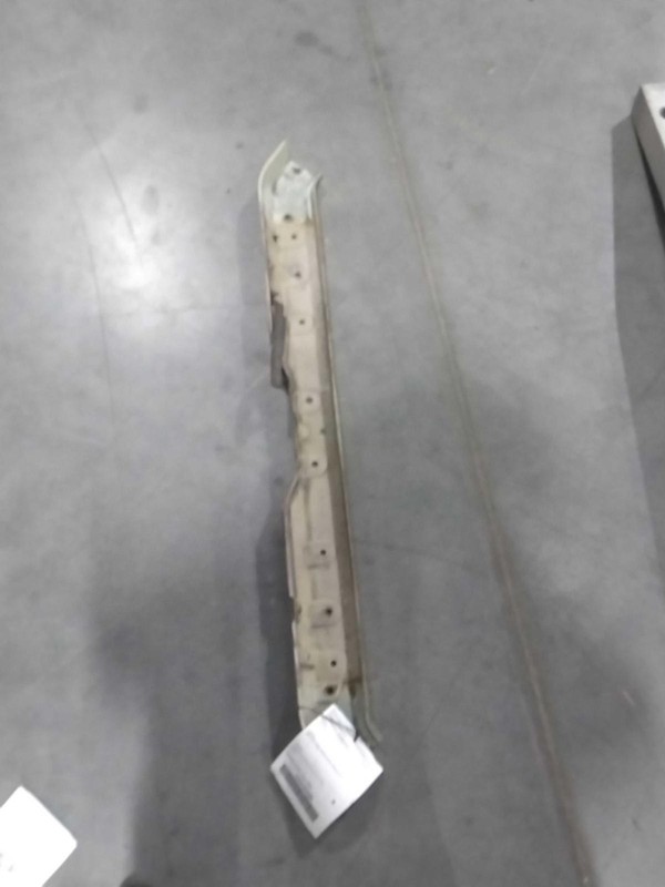 Used Radiator Core Support fits: 2004 Kia Sorento assembly Grade A