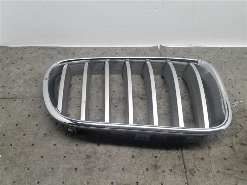 Passenger Grille Upper Bumper Mounted Fits 11-17 BMW X3 993908