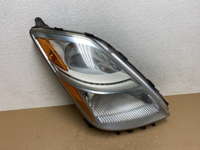2006-2009 Toyota Prius Right Passenger Rh Side Headlight Halogen Oem AE6693 DW