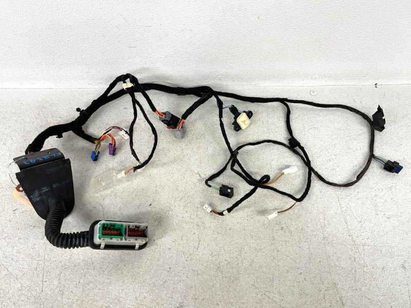 ⭐2017-2018 DODGE CHARGER SCAT PACK FRONT LEFT DOOR HARNESS WIRE OEM LOT2396
