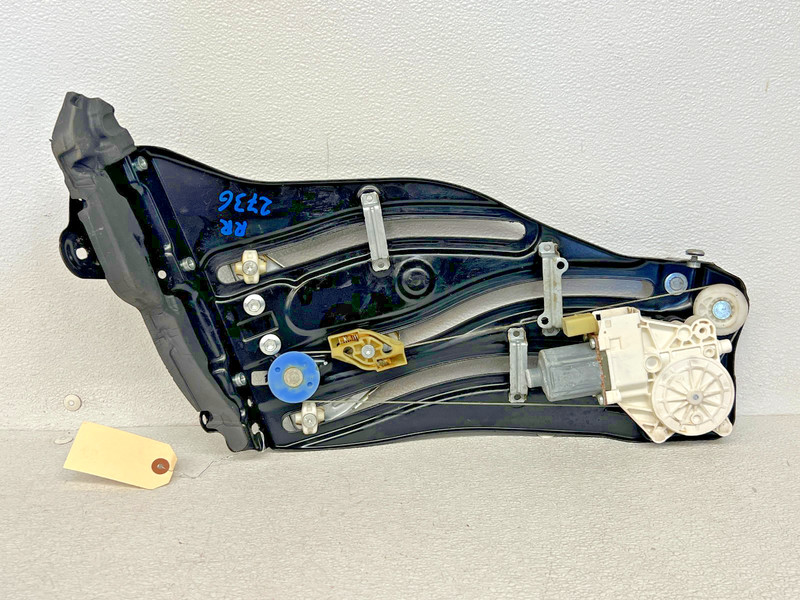 ⭐09-16 BMW Z4 M-SPORT REAR RIGHT QUARTER GLASS WINDOW REGULATOR & MOTOR LOT2736