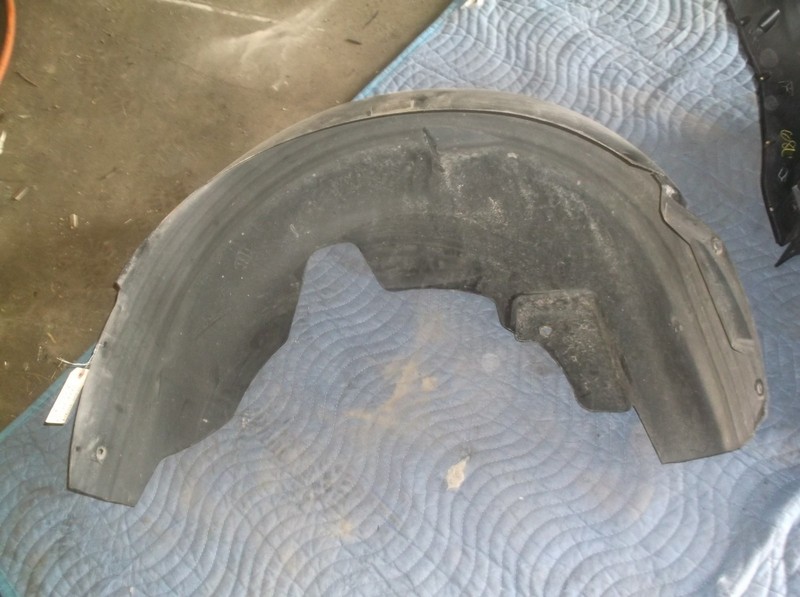 2008 Cadillac CTS 4 Driver Rear wheel Well 1527471 *FREE SHIPPING*