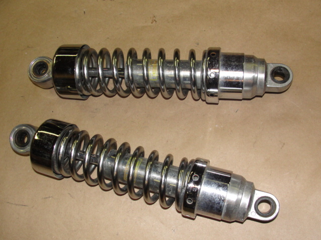 86 HONDA VT 700 C SHADOW REAR SHOCK SUSPENSION ABSORBER VT700