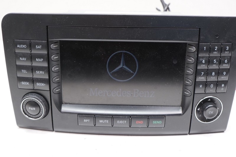 MERCEDES W164 ML GL Navigation Screen Radio Receiver Display CD OEM 2006 - 2009