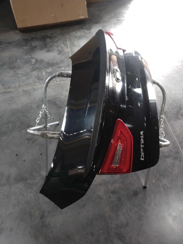 2015 KIA Optima Deck Lid Trunk Lid Black OEM 137K Miles w/Spoiler