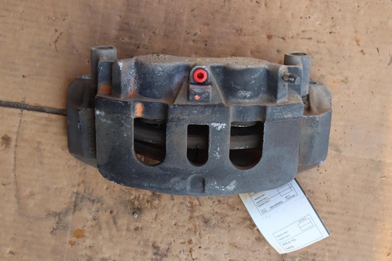 2011-2019 GMC SIERRA 2500 HD REAR RIGHT PASSENGER SIDE BRAKE CALIPER OEM