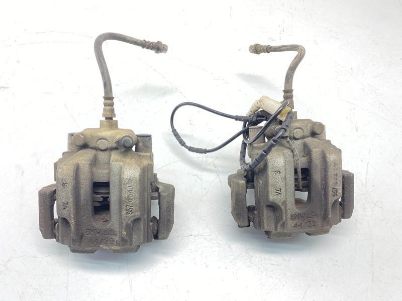 06-13 BMW E90 E92 3 Series X1 Rear Brake Caliper Carrier Housing Shoe Set OEM✅