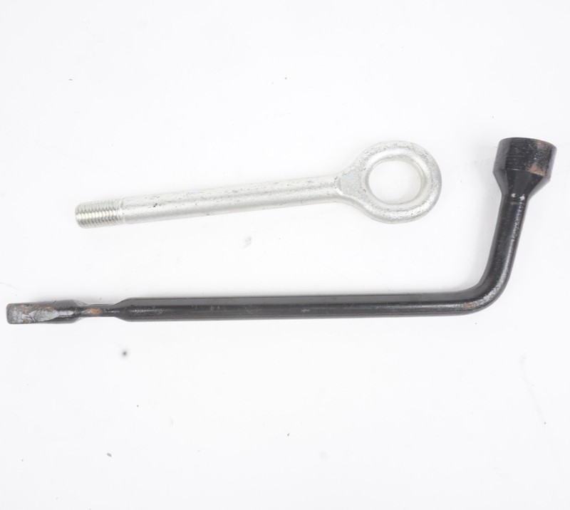 2014 - 2024 MASERATI GHIBLI EMERGENCY TOOL TOW HOOK OEM