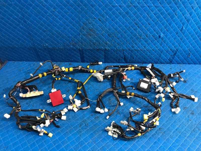 2002-2005 Lexus SC430 Under Dashboard Dash Instrument Panel Wiring Harness OEM