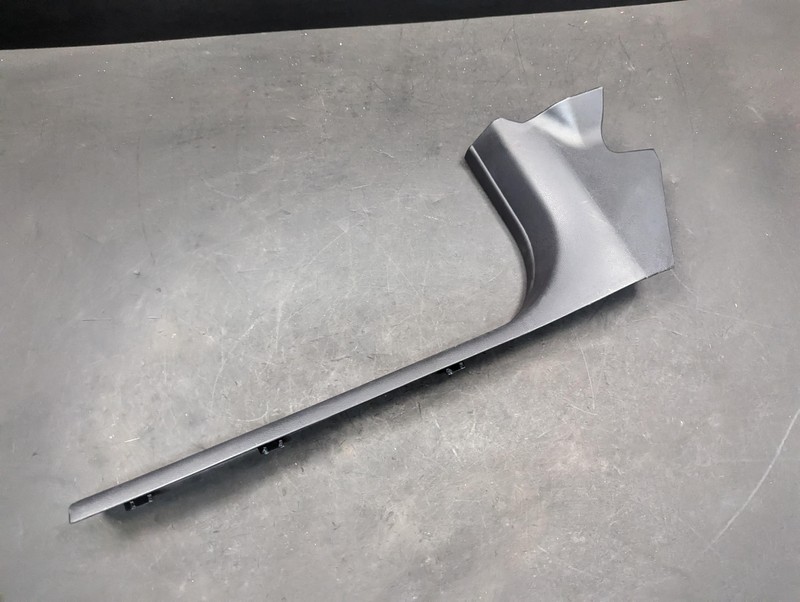 Front Left Door Sill Scuff Plate 2018 Mercedes CLA 250 2466805502 2014 2015-2019
