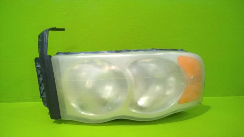 02 03 04 05 DODGE RAM 1500 DRIVER LEFT HEADLIGHT LAMP OEM 2780-20