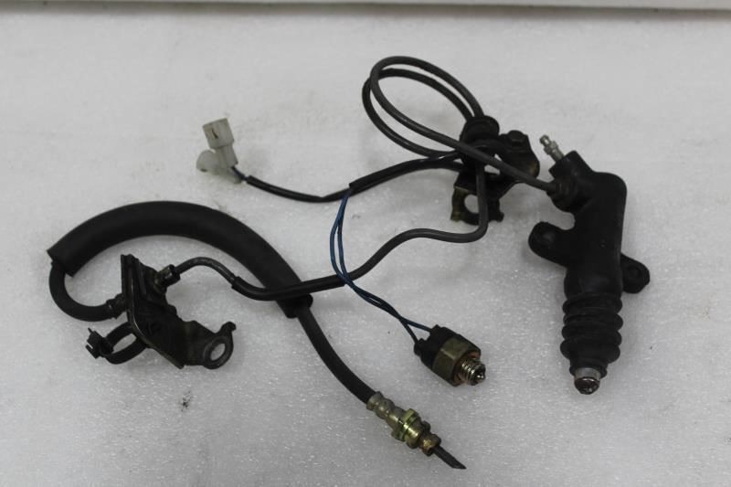 1993 MAZDA MX-5 MIATA CLUTCH SLAVE LOCK CYLINDER