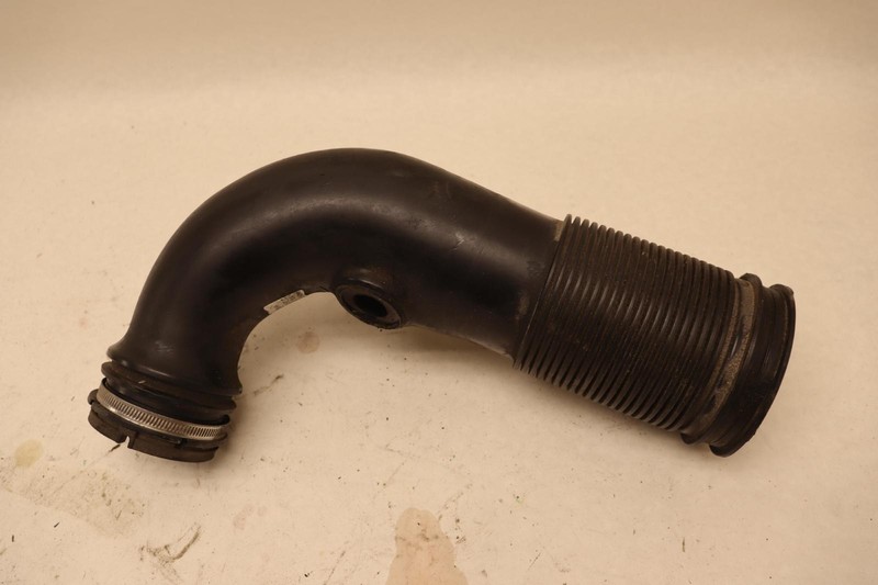 2018-2023 ALFA ROMEO STELVIO 2.0L ENGINE CLEANER AIR INTAKE DUCT TUBE OEM