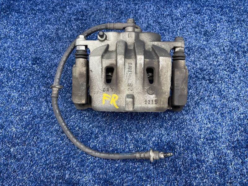 2013–2015 Lexus RX350 Front Right Brake Caliper Assembly OEM