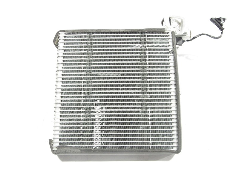 Rivian R1S 2024 HVAC AC Evaporator Core W / Expansion Valve 21-26 @1