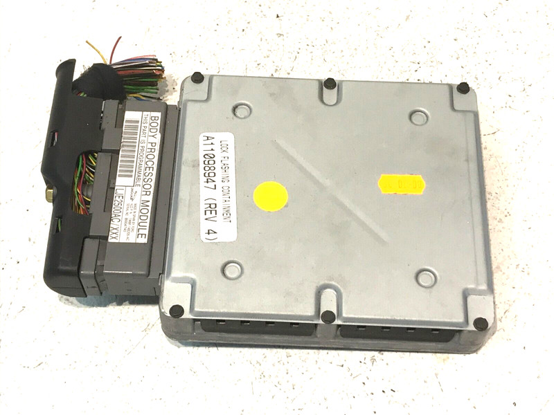 01-02 Jaguar X100 XKR BCM Body Control Processor Module OEM LJE2500AC