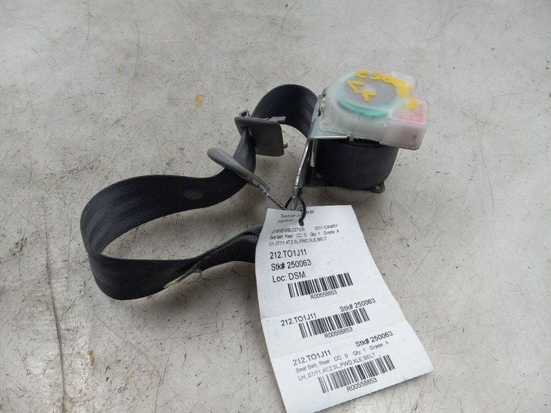 2011 TOYOTA CAMRY XLE REAR DRIVER LEFT SEAT BELT