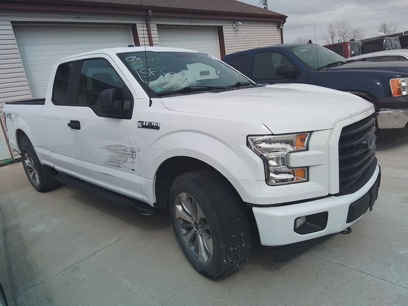 Passenger Fender Without Wheel Lip Moulding Fits 15-20 FORD F150 PICKUP 3450489