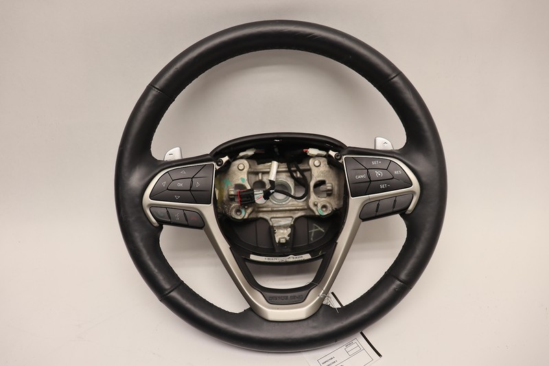 2014-2020 JEEP GRAND CHEROKEE STEERING WHEEL LEATHER W/ SWITCH CONTROL OEM