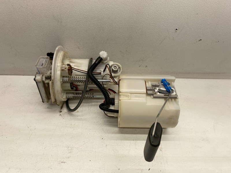 2016-2018 KIA OPTIMA GAS FUEL PUMP MODULE ASSEMBLY OEM