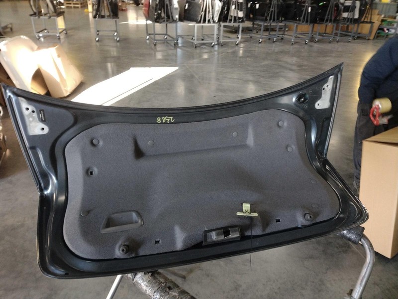 2011 Volvo 40 Series Blue Deck Lid Trunk Lid OEM Good Condition 169K Miles