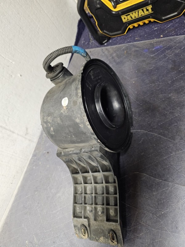 2002-2003 Ford E-150 Mass Air Flow Meter Maf