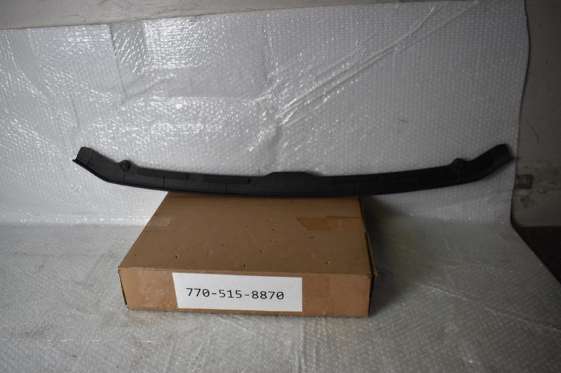 AUDI Q5 PREMIUM PLUS PROTECTOR 2018-2024 OEM 80A 823 124